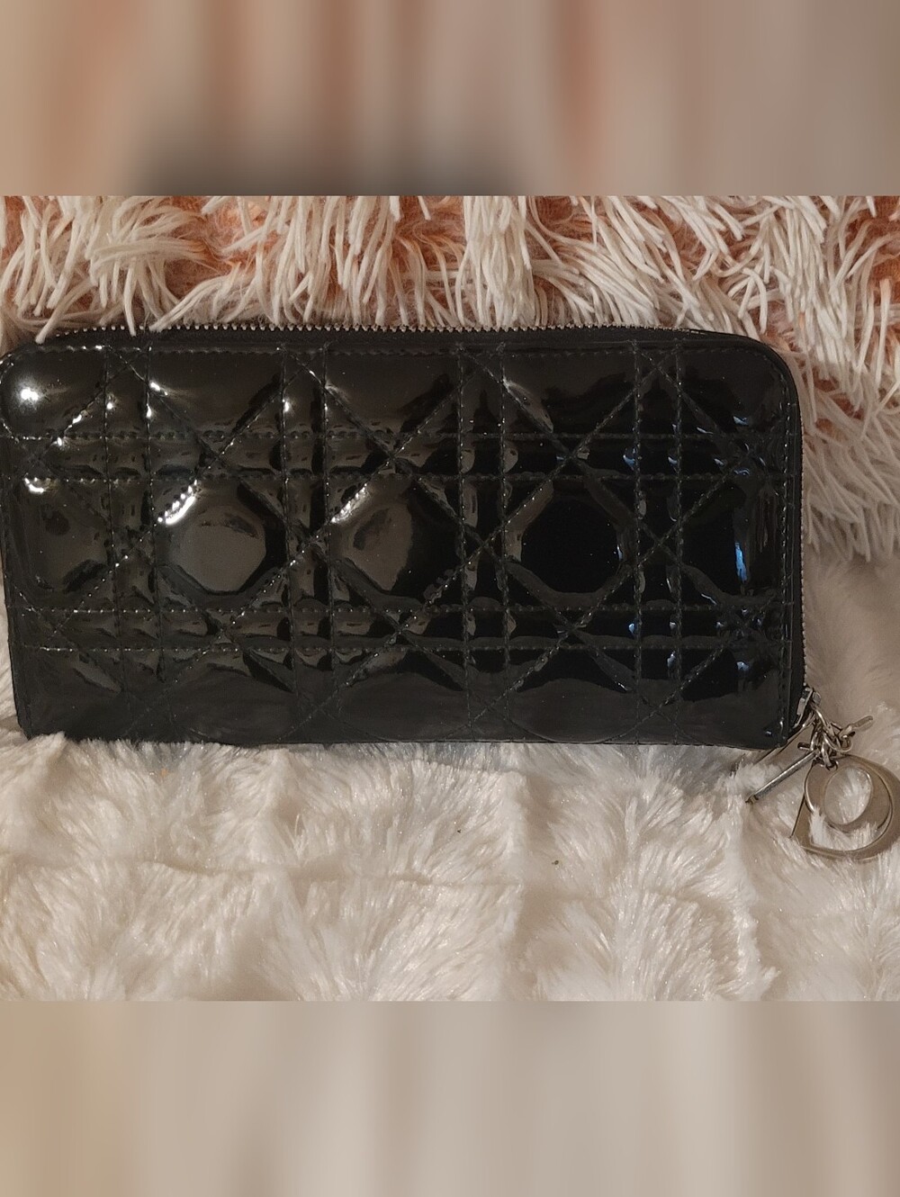 Christian Dior Lady Dior Cannage Patent Leather Zip Long Wallet Black EUC